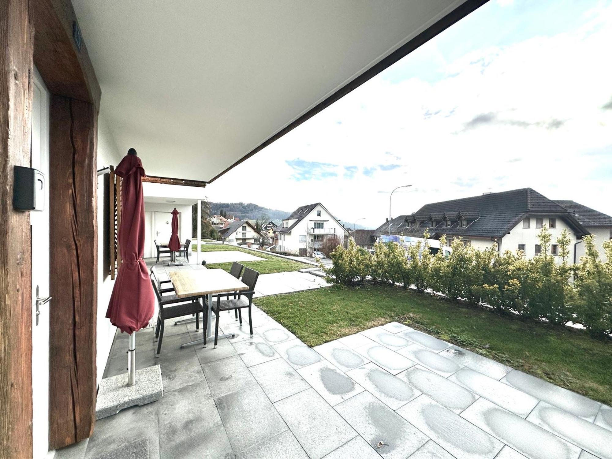 Furnished Living In Guensberg Solothurn Apartment *